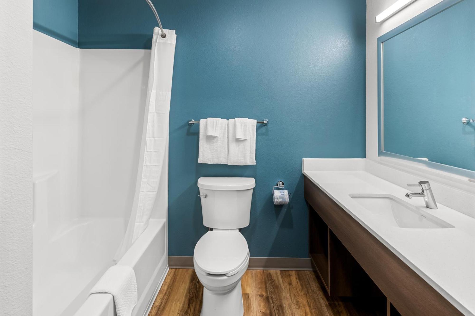 Woodspring Suites Kansas City Airport Eksteriør billede