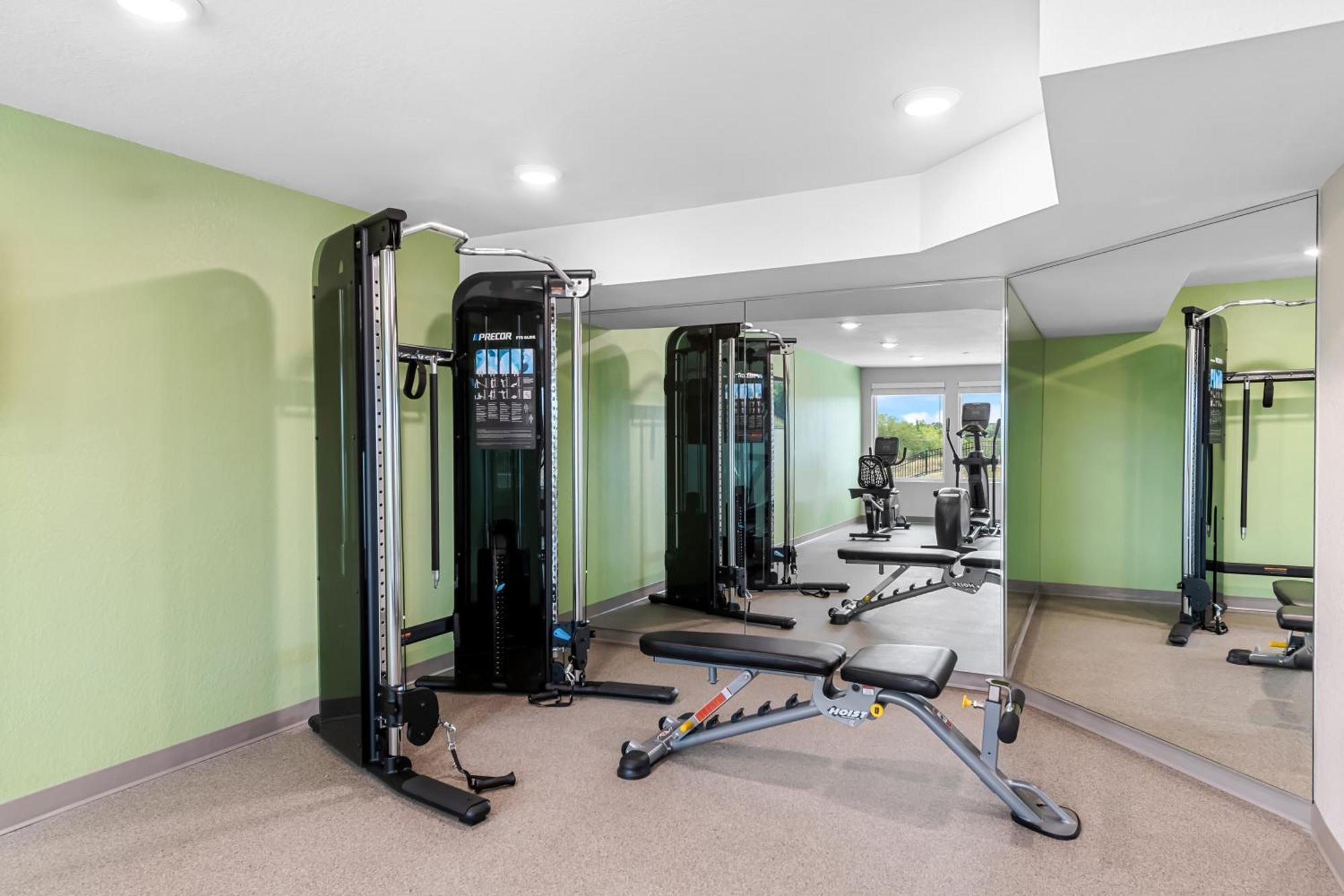 Woodspring Suites Kansas City Airport Eksteriør billede