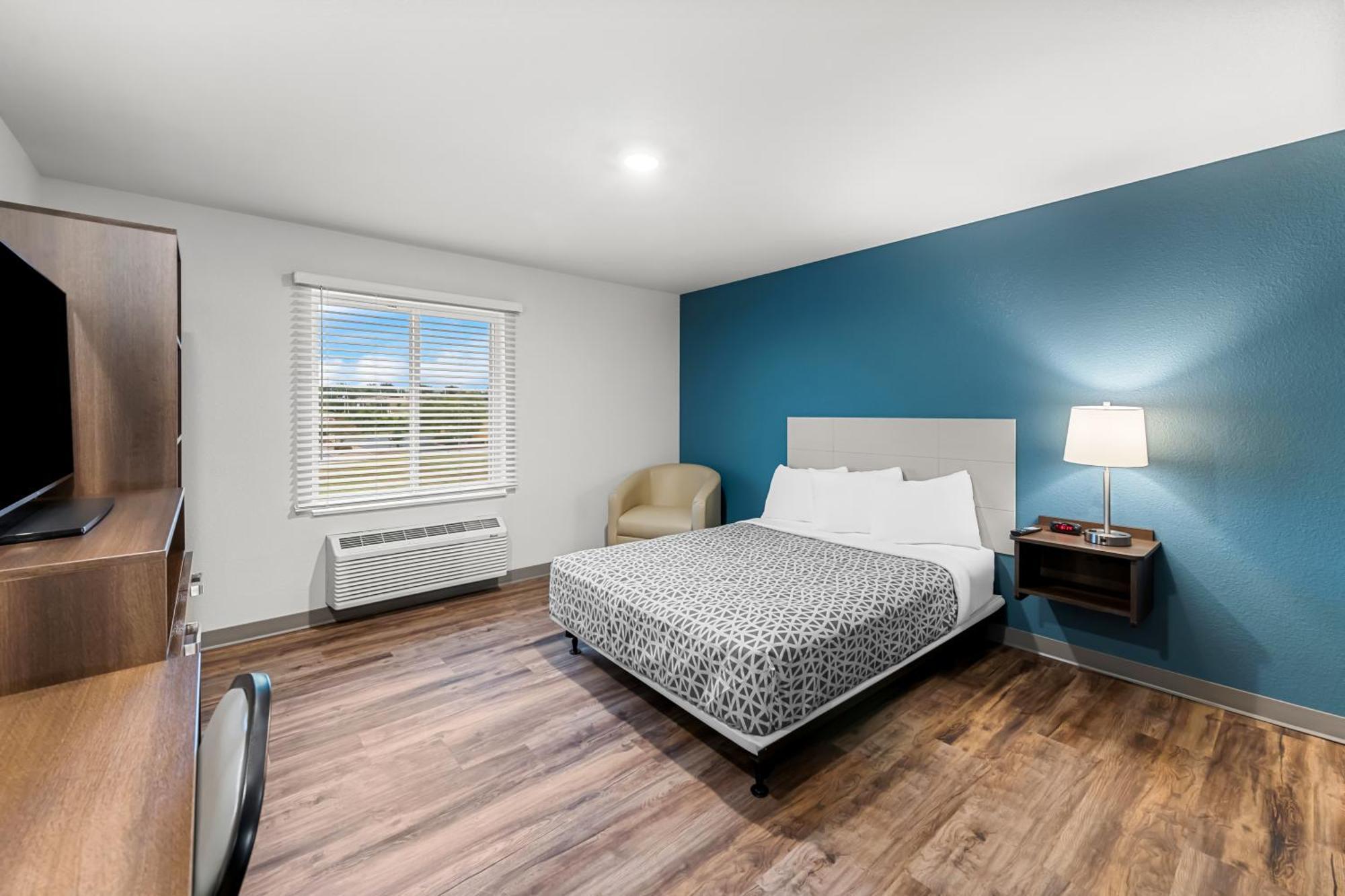 Woodspring Suites Kansas City Airport Eksteriør billede