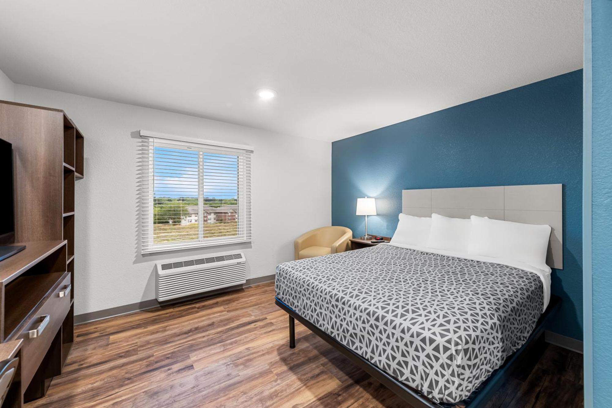 Woodspring Suites Kansas City Airport Eksteriør billede
